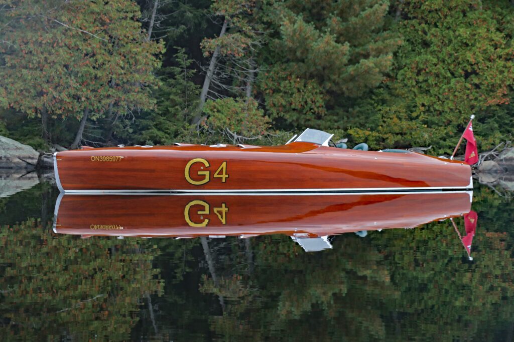 Clarion boats of muskoka 25 gold cup racer